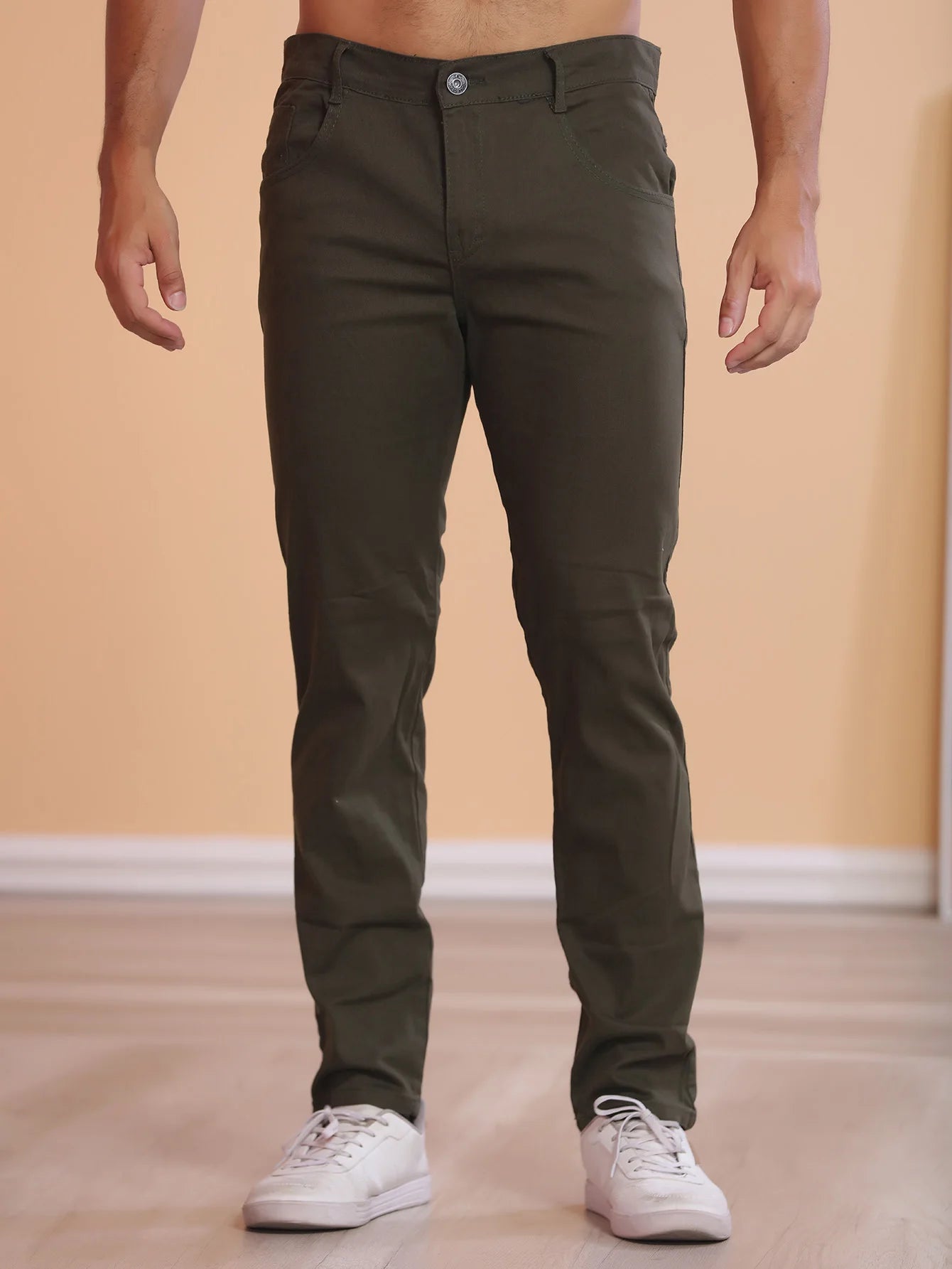 Calça de sarja skinny com elastano