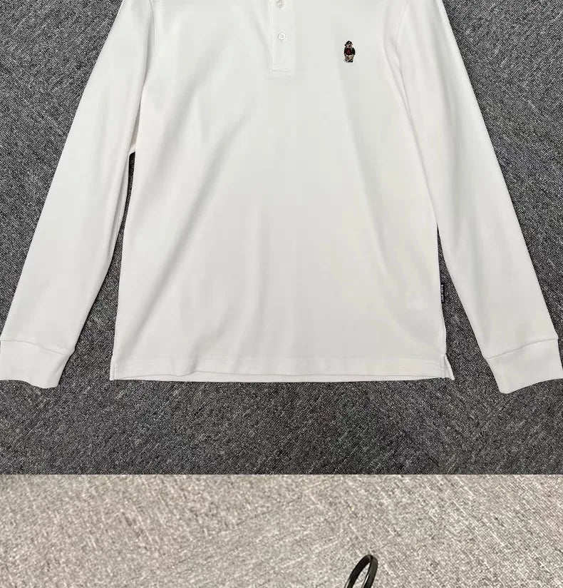 Camiseta polo com bordado de urso